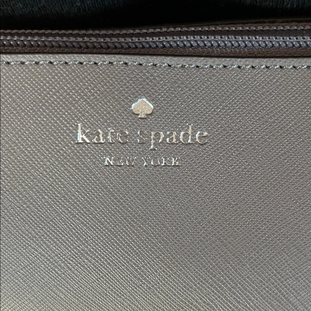 New Kate Spade Gray and Gold Crossbody Bag - Picture 2 of 16